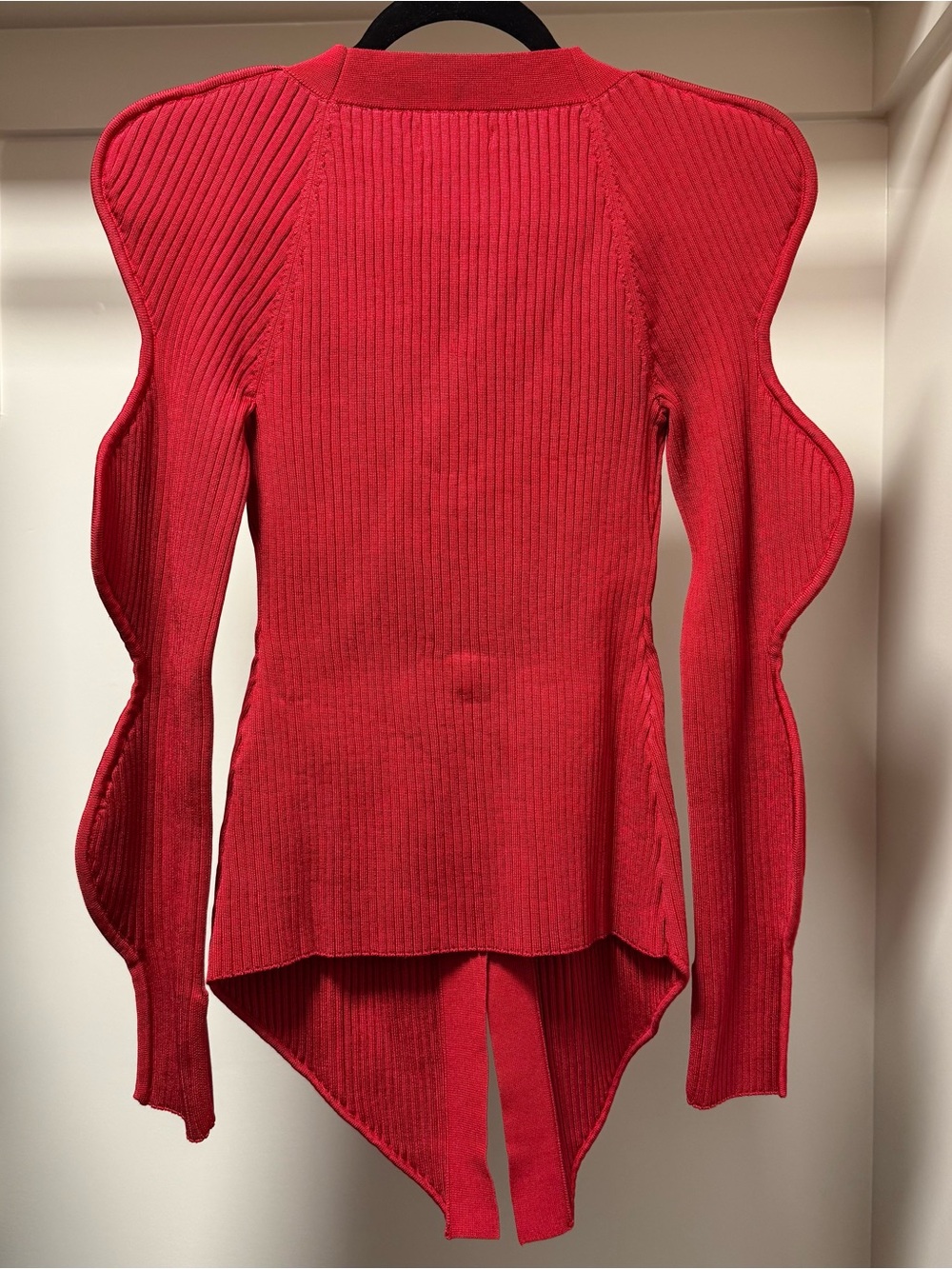 Urban Revivo Sculpted-Sleeve Red Ribbed Cardigan - Picture 3 of 4